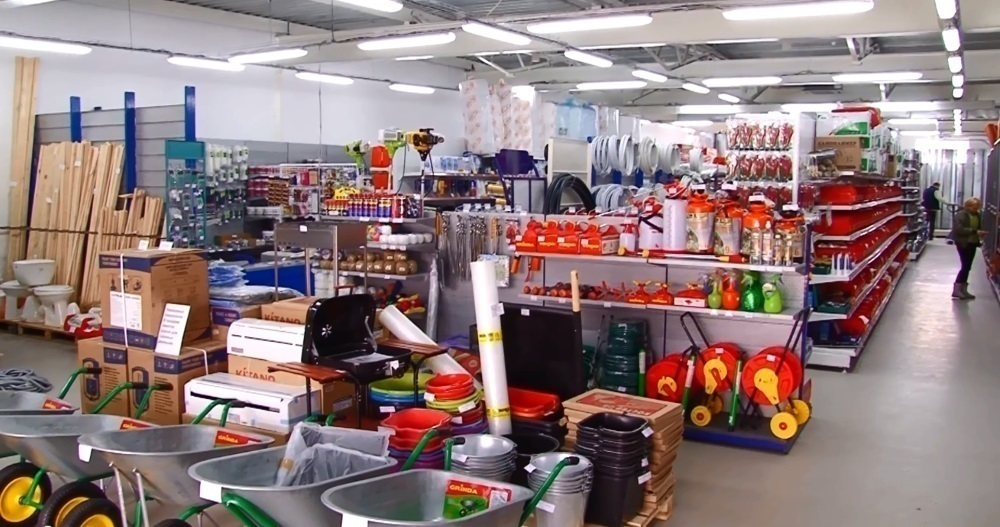 В Волгодонске открылся первый в городе строительный супермаркет площадью в 430 квадратных метров