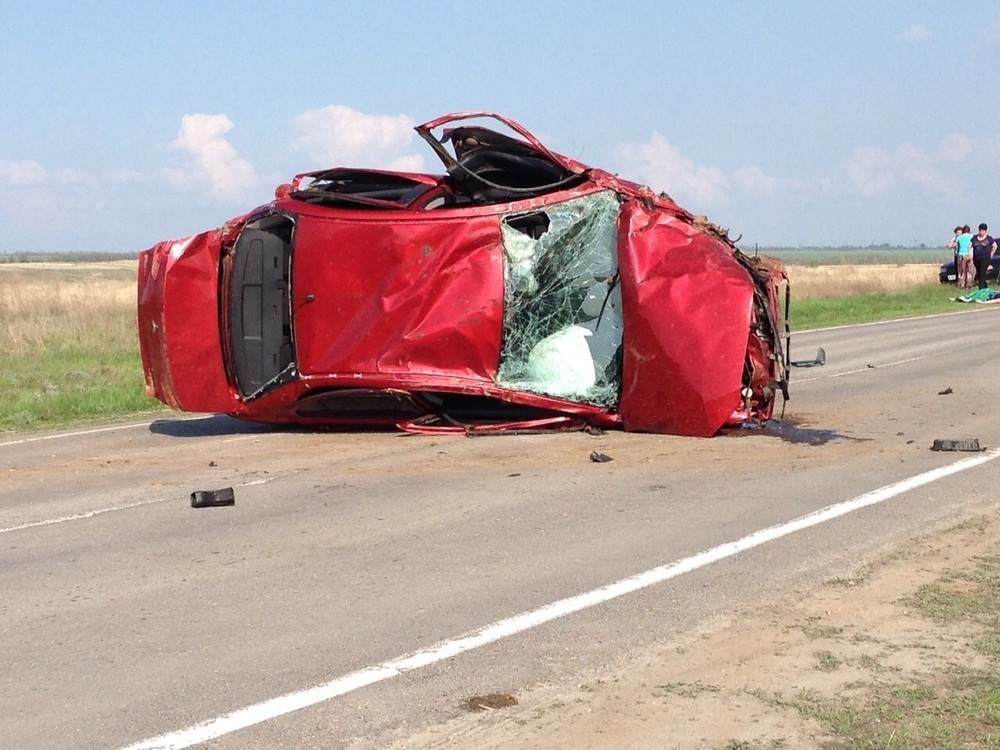 Неудачный обгон на автодороге Волгодонск-Дубовское унес жизнь 30-летнего водителя