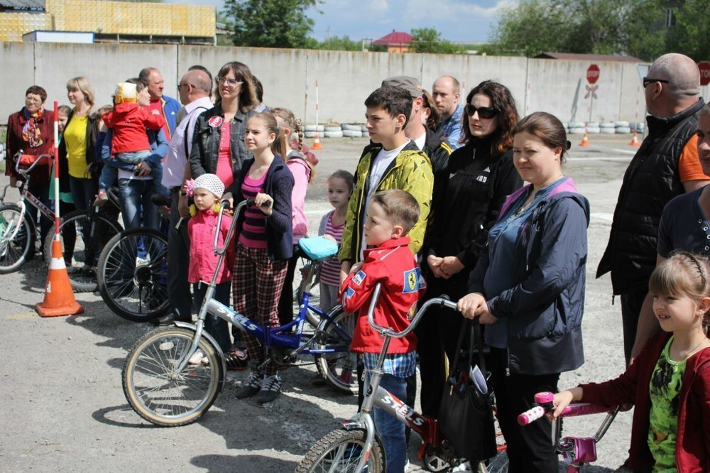 В Волгодонске прошел необычный конкурс «Папа, мама, я и безопасная дорога»