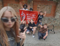 «Их было восемь человек — все личности установлены»: в полиции отреагировали на банду несовершеннолетних «зигующих» школьников