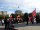 В день Октябрьской революции волгодонские коммунисты призвали вернуть льготы и послушали «Интернационал»