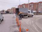 Разделительные столбики отмыли после обращения водителей в «Блокнот»  