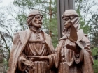 Глава города Дмитрий Вельможко и председатель Думы Сергей Ладанов поздравляют волгодонцев с Днем семьи, любви и верности