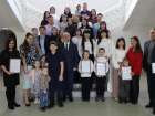В Волгодонске 14 молодых семей получили жилищные сертификаты на 30 миллионов рублей  