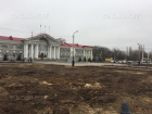 Когда зазеленеет сквер на площади Ленина: в Волгодонске не могут найти деньги на благоустройство вырубленного сквера