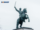 «Казак иногда без головы»: где сделали конные статуи, и в чем уникальность памятников на шлюзе №15 в Волгодонске