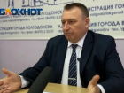 Главу администрации Юрия Мариненко срочно вызвали в Ростов