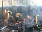 В Мартыновском районе сгорел строительный вагончик
