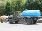 Дырявый водовод В-4 оденут в пластик