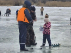 Теплый январь делает лед смертельно опасным: волгодонские спасатели предупредили жителей о риске уйти на дно