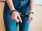 В микрорайоне В-5 при попытке кражи из «Пятерочки» задержали стройную девушку