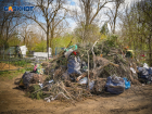 В Волгодонске закончились деньги на вывоз мусора с городских кладбищ