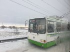 Авария на путепроводе парализовала движение троллейбусов и других автомобилей в Волгодонске