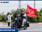 Байкеры под красными победными знаменами пронеслись по дорогам Волгодонского района