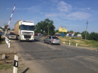 Для пропуска поездов переезд в Красном Яру будут закрывать 20 раз в день на полчаса