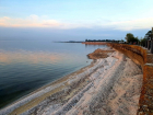 Цимлянское водохранилище начало убегать от набережной Волгодонска 