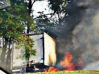 После столкновения с деревом загорелась «ГАЗель» на трассе Ростов-Волгодонск