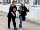 Почему дети гуляют по Волгодонску в масках животных и с хвостами