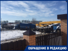 «Теперь и в сухую погоду нам не проехать»: жители В-Е о дорогах в квартале