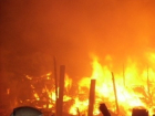 В пригороде Волгодонска сгорело несколько сараев