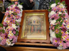 Православные верующие Волгодонска отмечают праздник Покрова