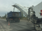 В Волгодонске вовсю идет ремонт дороги по улице Прибрежной