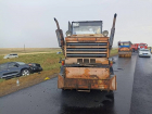 Высокопоставленный силовик из Дагестана погиб при столкновении с катком на трассе Зимовники - Элиста