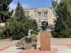 В Волгодонске завершён перенос памятника Александру Тягливому на новое место