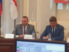 Прямо сейчас депутаты Волгодонска в здании мэрии принимают отставку главы администрации 
