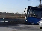 Директор «ГПТ» назвал причины заваливания на бок «московского» автобуса в Волгодонске