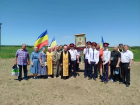 Православные, любо: состоялся крестный ход к бывшему Бекреневскому монастырю