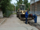 На улице Ленина ливневку освободили от грязевого плена