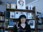 Библиотекарь Волгодонской детской библиотеки читает стихотворение о любимой работе