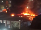 Пламя было видно за километры: рынок «Авангард» сгорел ночью в Волгодонске Ростовской области