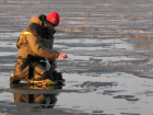 Оттепель не мешает рыбакам Волгодонска выходить на лед 