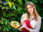 «Надеюсь никто не отравится»: куриные конвертики в сливочном соусе приготовила Дарья Вольченко