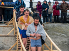 Около 3500 человек окунулись в городскую купель Волгодонска на Крещение 
