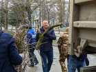 Глава администрации Волгодонска вышел с граблями на субботник