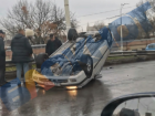 Автомобиль перевернулся на Путепроводе в Волгодонске 