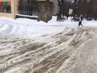 Снег, дождь, оттепель и коммунальщики создали в Волгодонске непроходимую распутицу