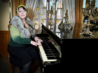 58-летняя Флора Ковалева хочет принять участие в конкурсе «Миссис Блокнот»