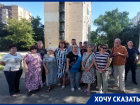 Дворовый тупик: дорожные знаки на Весенней отрезали от мира сотни семей