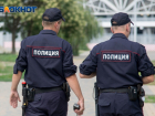 Хлебопечь, микроволновку, насос и велосипед похитили у жителя Волгодонского района из квартиры