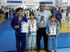 Юные дзюдоисты из Волгодонска привезли пять медалей с областных соревнований