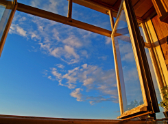 В Волгодонске 54-летний мужчина разбился при падении с 5 этажа