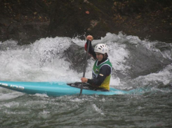 Золотым триумфом волгодонских слаломистов завершился турнир на «Золотой Лабе»