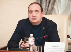 Молчаливый депутат Алексей Фирсов идет в Думу на четвертый срок