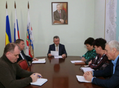 Глава администрации Волгодонска потребовал в кратчайшие сроки обеспечить пуск всех новых лифтов 