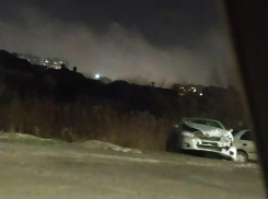 22-летняя волгодончанка вылетела из машины при аварии в Соленовской 