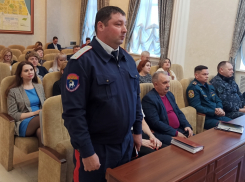 Сергей Макаров представил общественности нового атамана Волгодонского казачьего общества